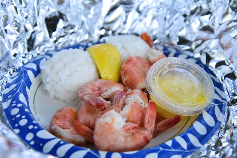 Grilled shrimp plate with mango salsa and rice